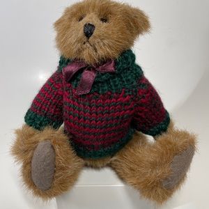 Boyd’s Bear Archive Series. 8” Plush bear.